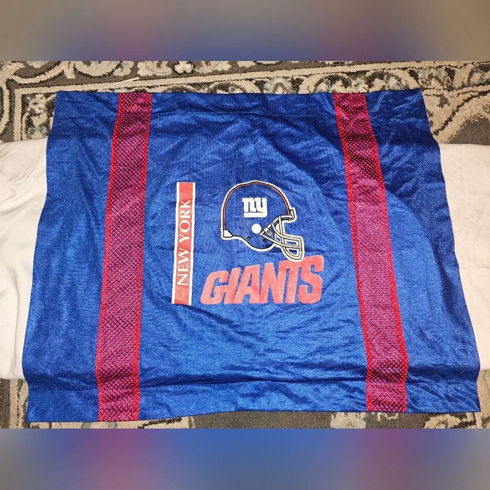 2 NY GIANTS Pillowcases